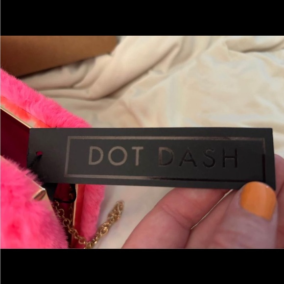 Fuzzy Clutch - Picture 4 of 4